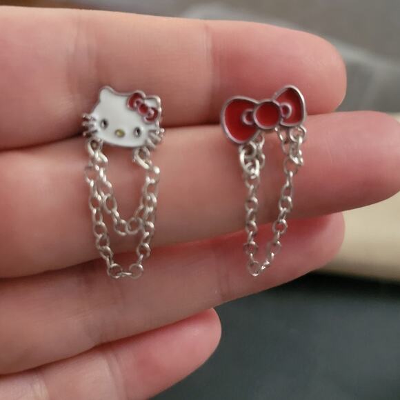 Hello kitty and bow kawaii chain mismatch post earrings - Picture 1 of 2